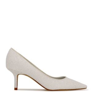 classically styled pumps with a pointy-toe design and slender 2.48" heel.